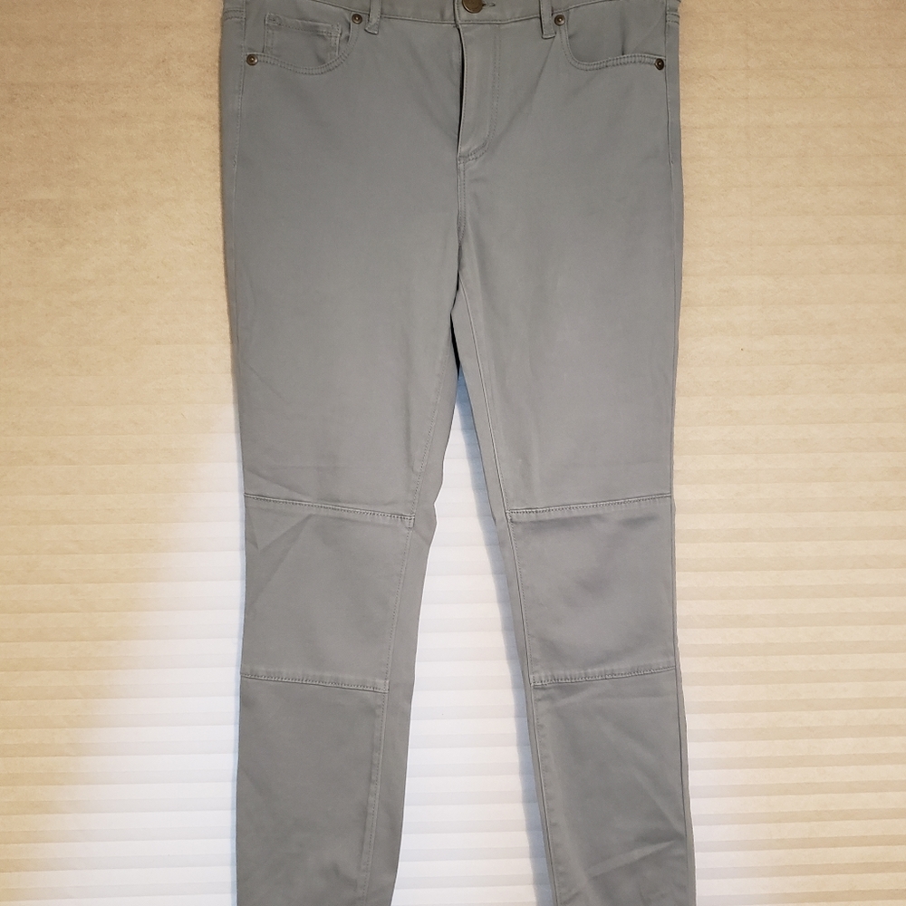 NWT sz 6 light blue LOFT leggings